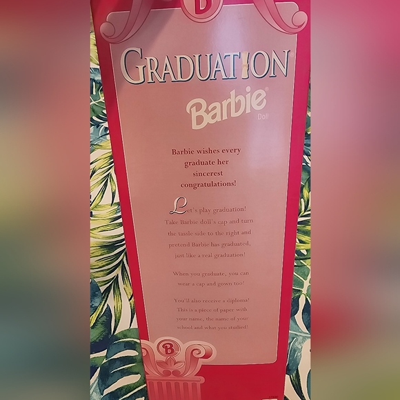 1998 Graduation Barbie - Picture 3 of 3